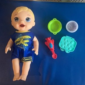 Baby alive super snacking Luke